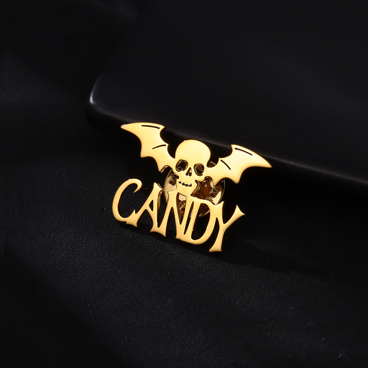 Customized Name Skeleton Bat B - Men Accessories Brooch ulasan dan harga